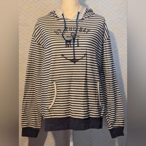 Women's T.R McTaggart sweater. Sz. XL. Excellent condition.